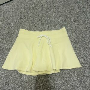 Gilly Hicks yellow Knit Skort